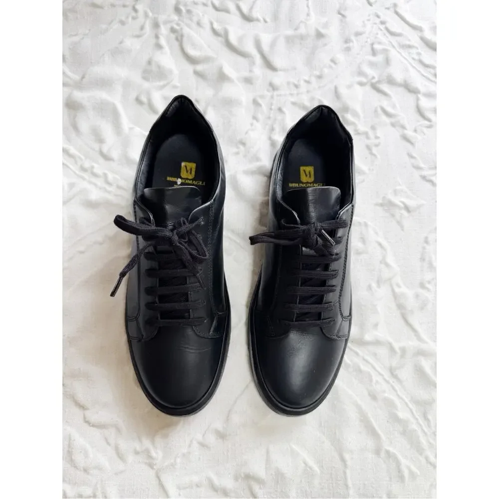 Bruno Magli Magnifico Sneakers Size 8.5 New